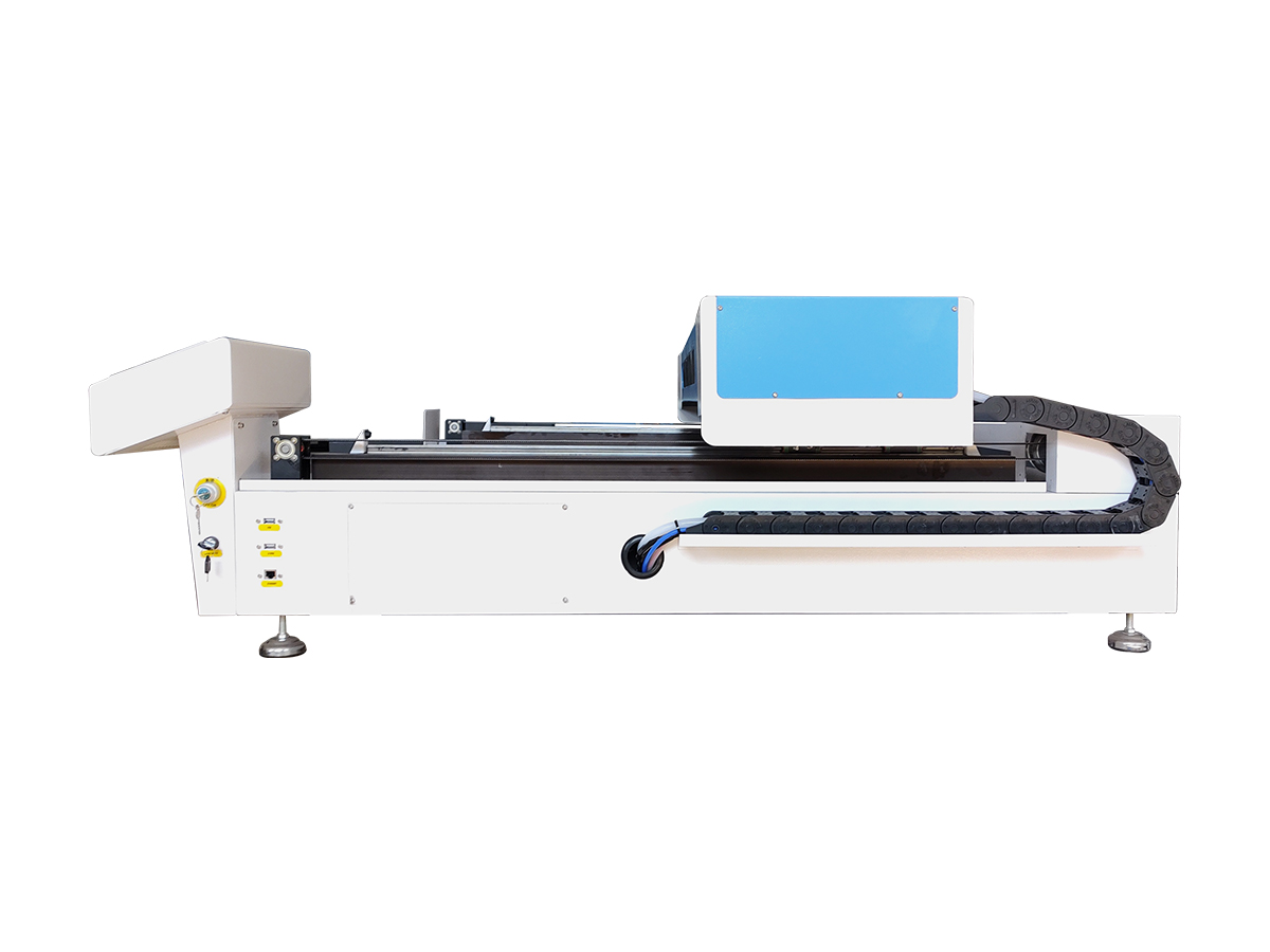Machine de découpe et gravure laser Co2 100 cm par 80 cm avec stand  puissance 80 watts, 100 watts, 130 watts